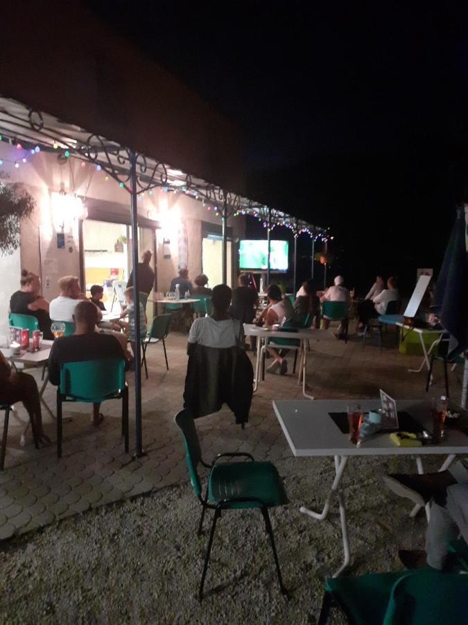 Camping Les Lavandes, Castellane Εξωτερικό φωτογραφία