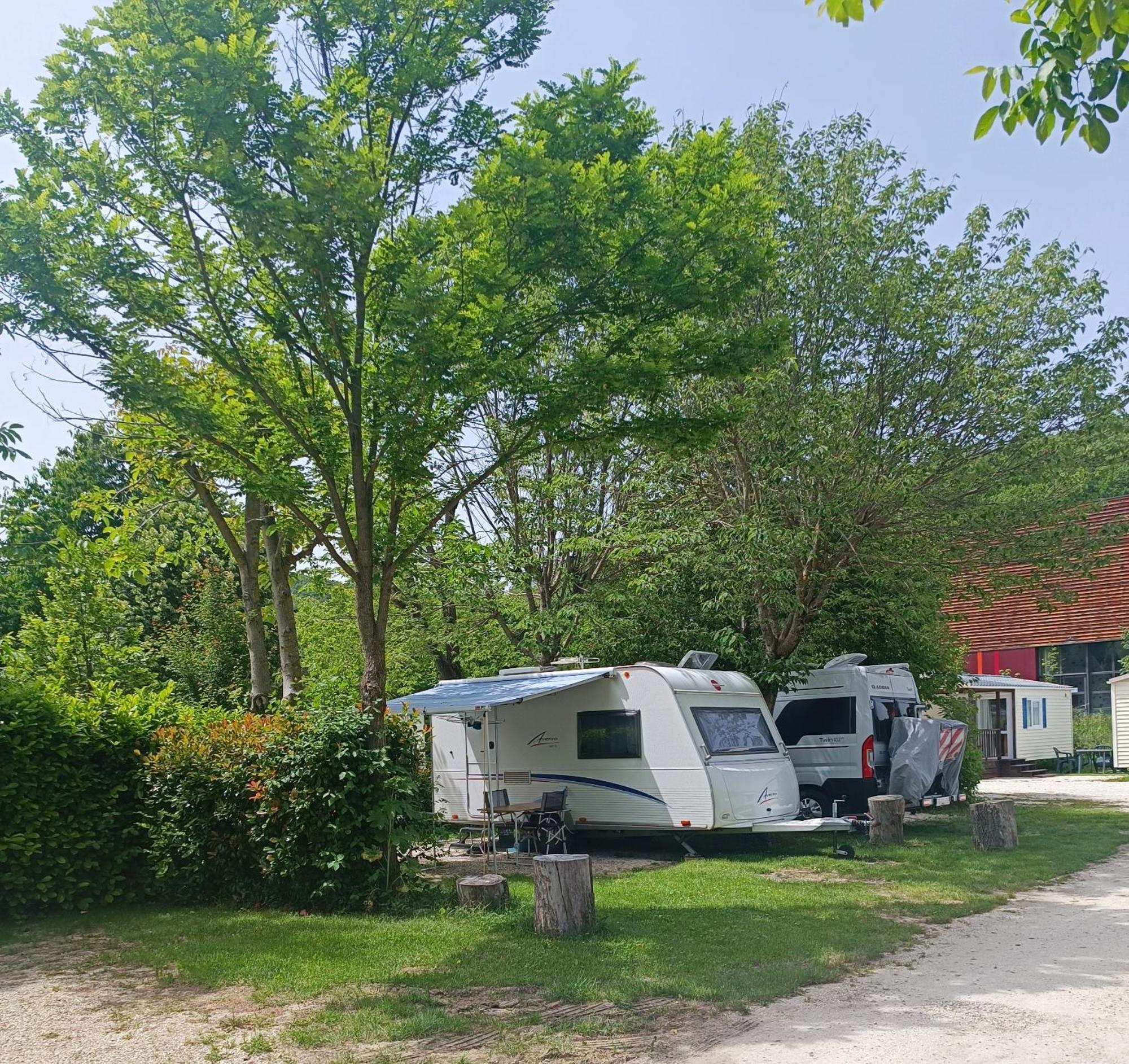 Camping Les Lavandes, Castellane Εξωτερικό φωτογραφία
